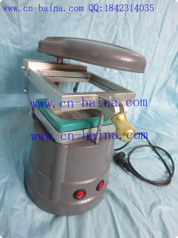 vacuum forming machine